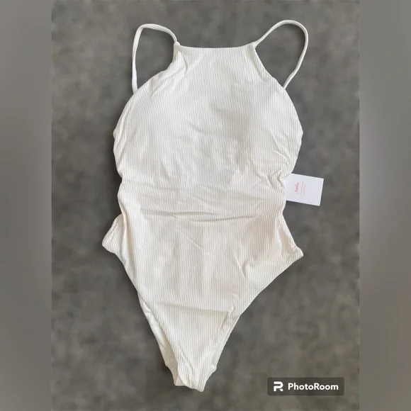 Andie The Asbury Ribbed One Piece Swimsuit High neck Adjustable strap NWT Size M - Picture 7 of 9
